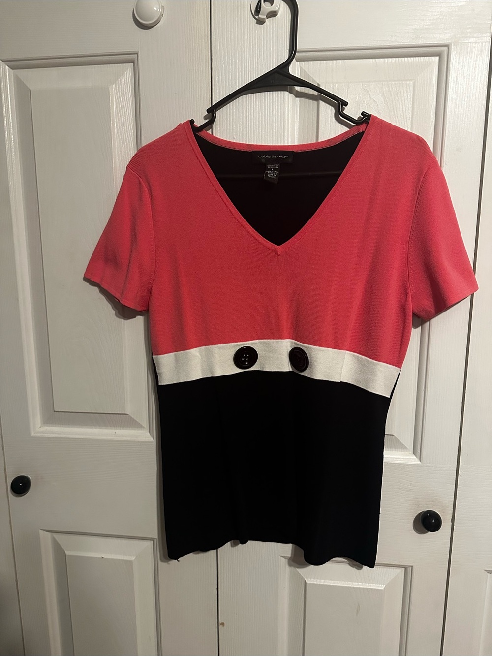 V-Neck Colorblock Knit Top - Coral, Black & White
